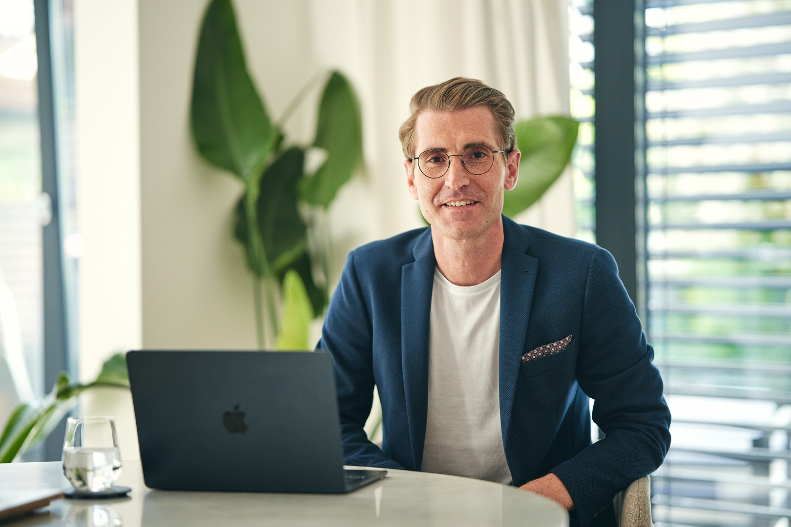 Businessfotograf Oberhausen, Matthias Skaletz fotografiert Mittelstand, Führungskräfte und Teams im Ruhrgebiet